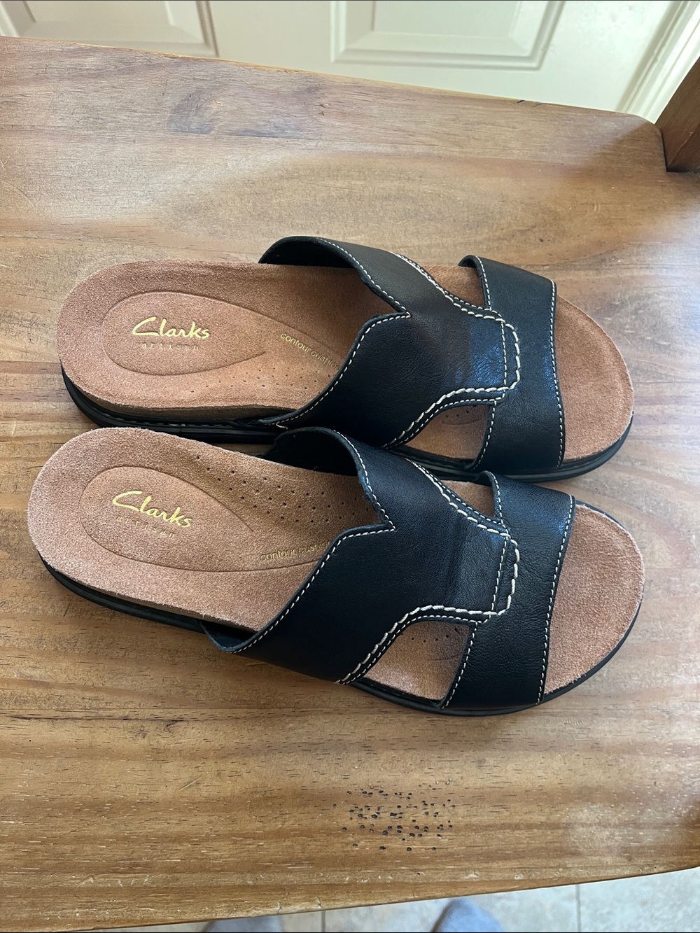 Clarks Black Arwell  Women's Slide Sandals with Contrast Stitching